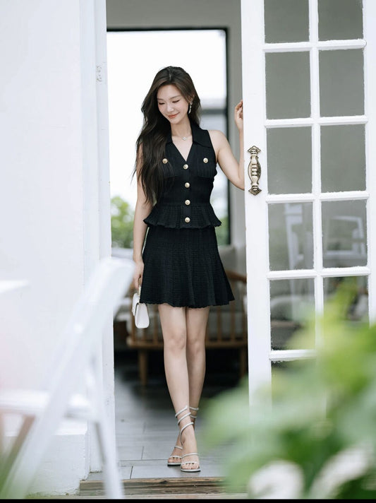Summer Elegance, Nailed by This Black Dress ✨