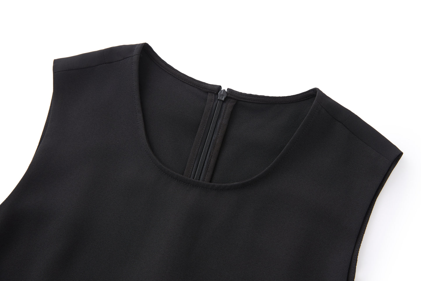 25ss A fashionable and slimming irregular sleeveless top