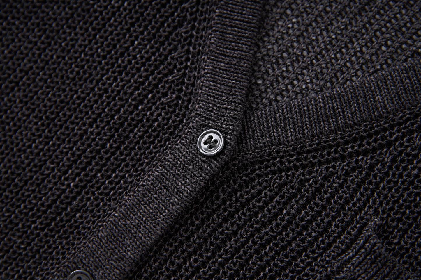 25ss V-neck single-pocket sleeveless knitted vest