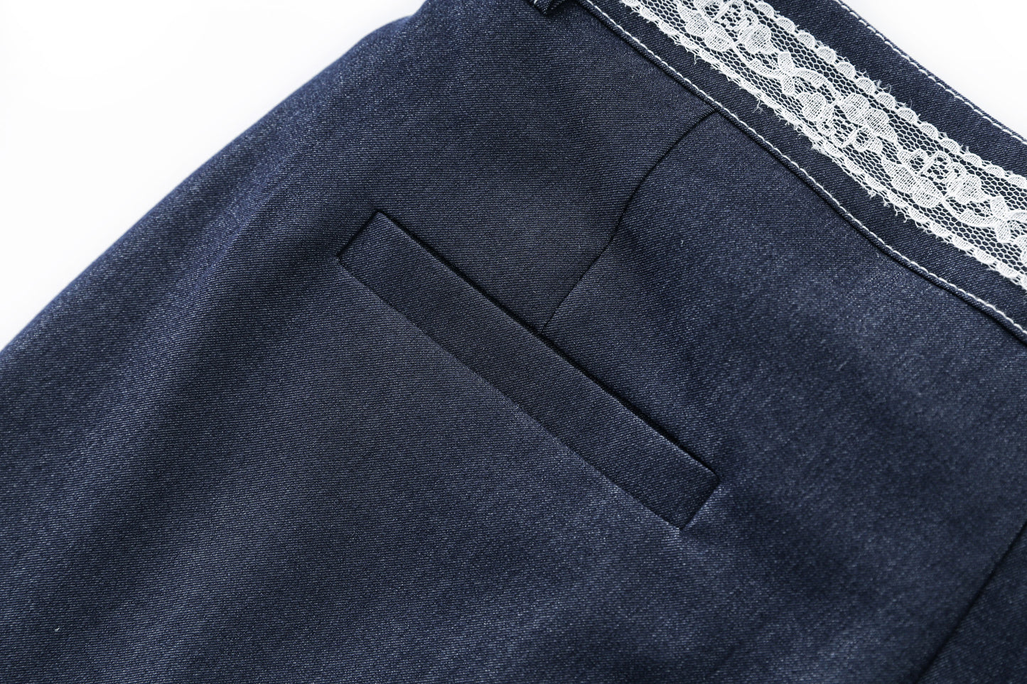 25ss Lace-tied thin jeans