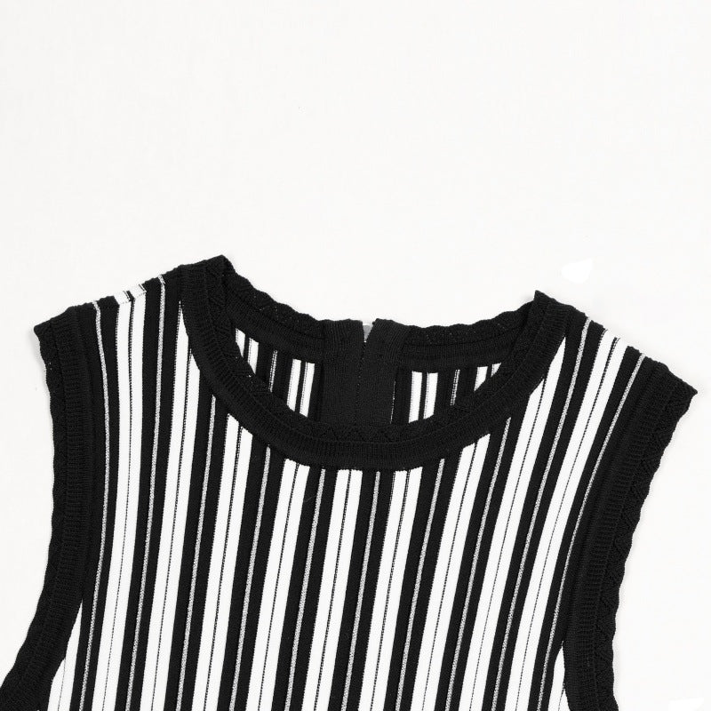 25ss Sleeveless A-line striped knitted dress for spring and summer