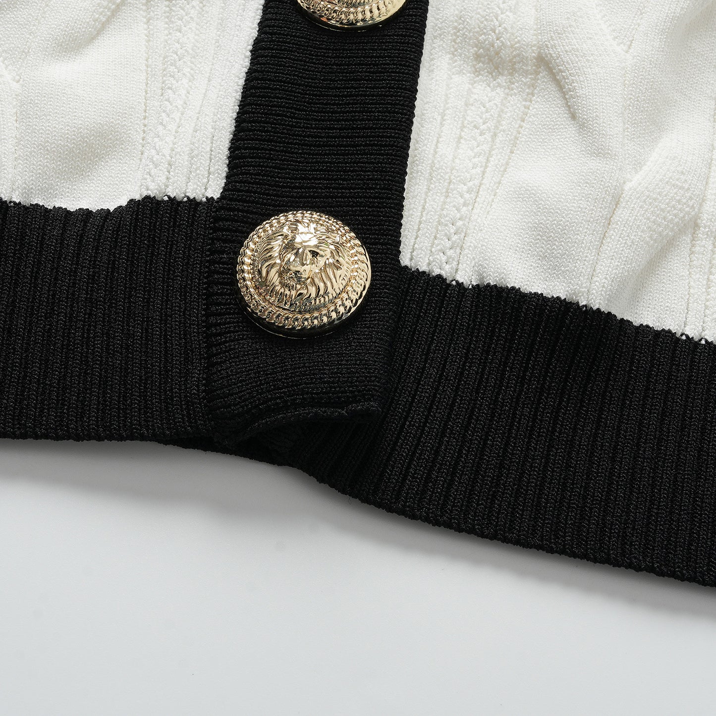 25ss A chanel-style knitted cardigan by a socialite