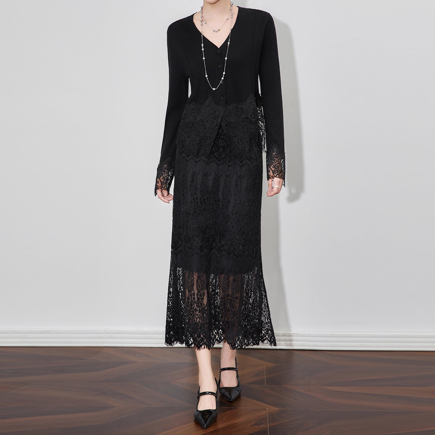 25ss A stunning Chanel lace mid-length skirt