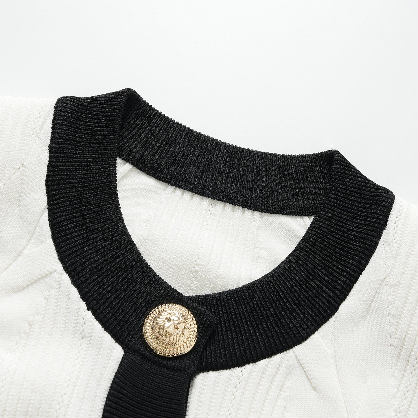 25ss A chanel-style knitted cardigan by a socialite