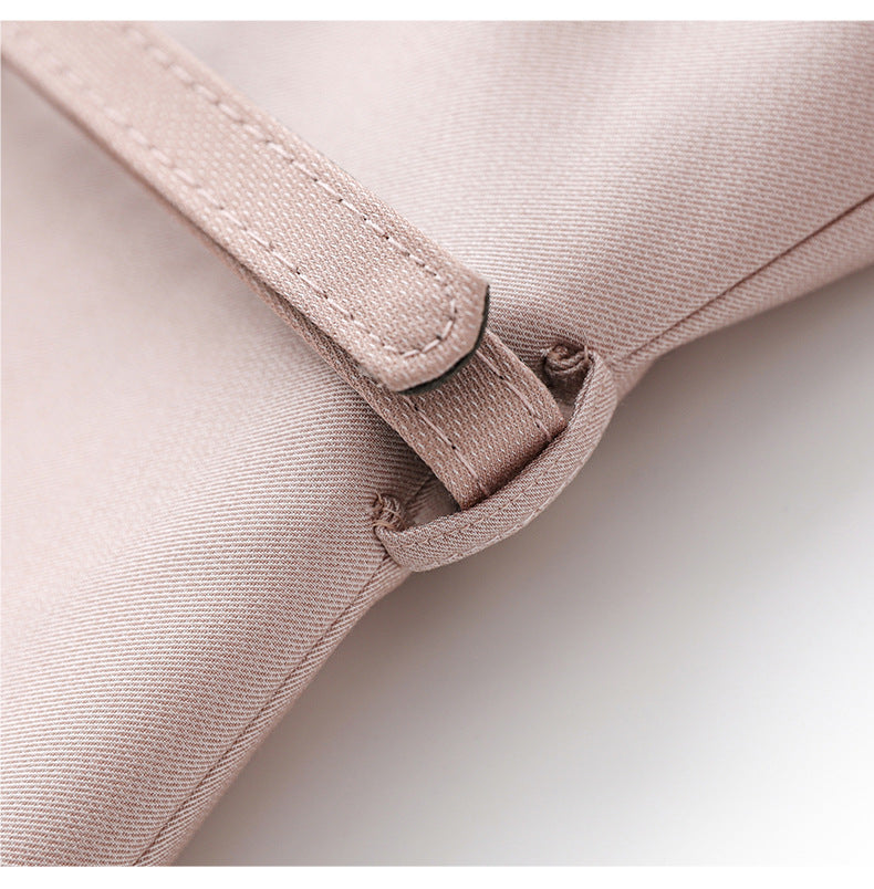 25SS A dress with a cinched waist that exudes the charm of a socialite