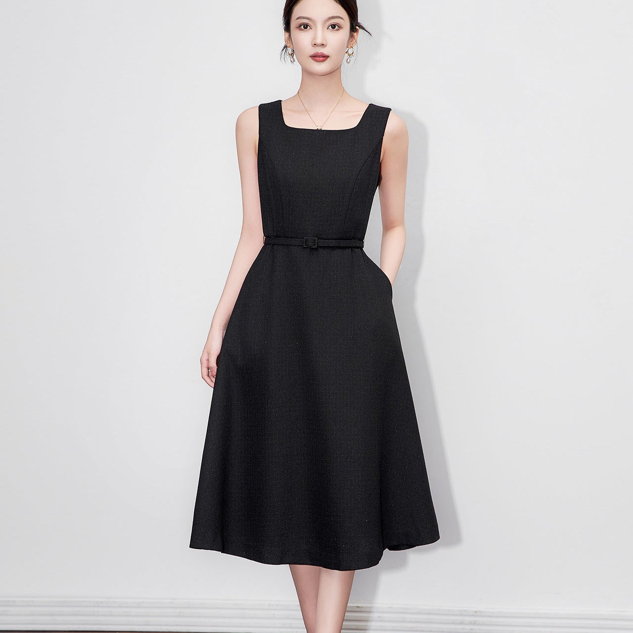 25ss French high-end cinched-waist wide-hem dress
