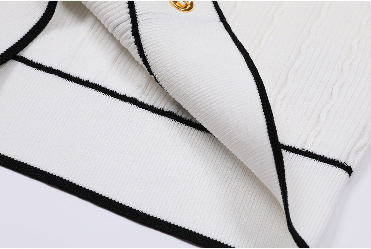 25ss A versatile knitted slimming dress that wraps around the buttocks