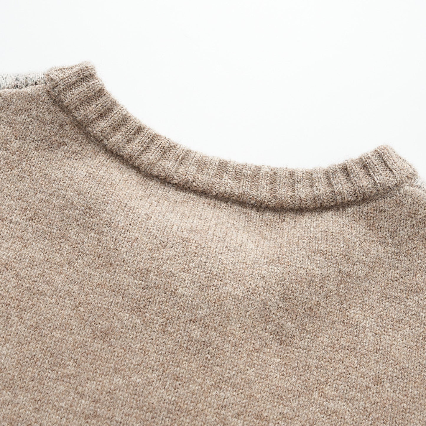 25ss Casual, simple and fashionable knitted cardigan