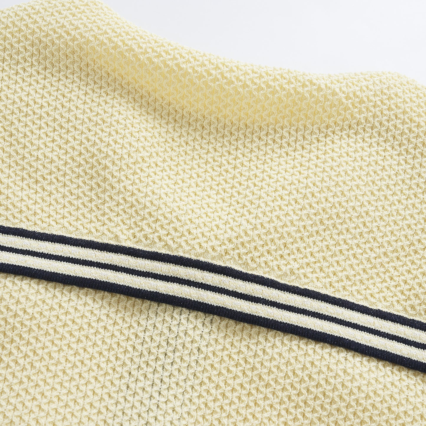 French-style, niche and youthful school-style knitted dress