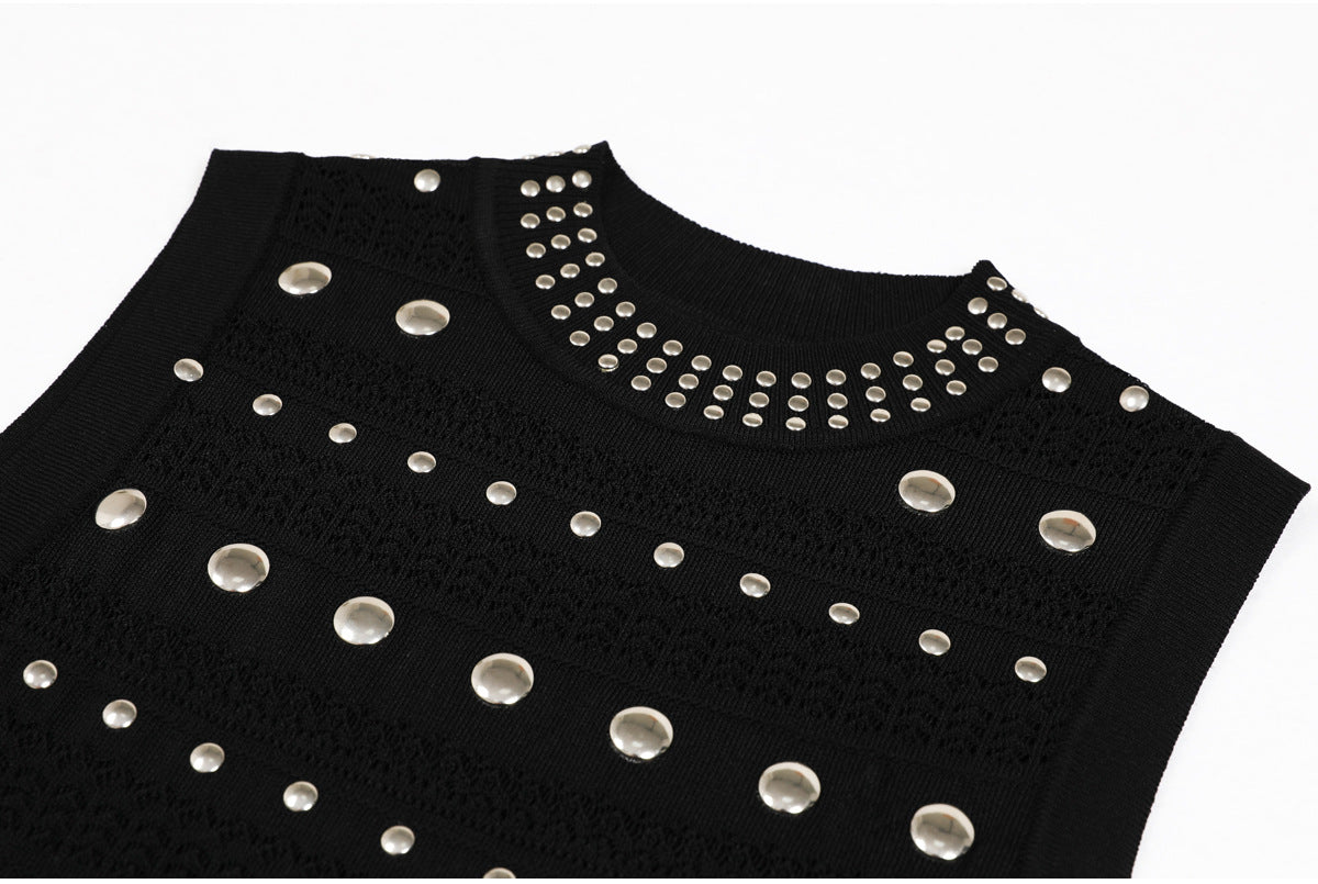 25ss Sleeveless, versatile and form-fitting long dress