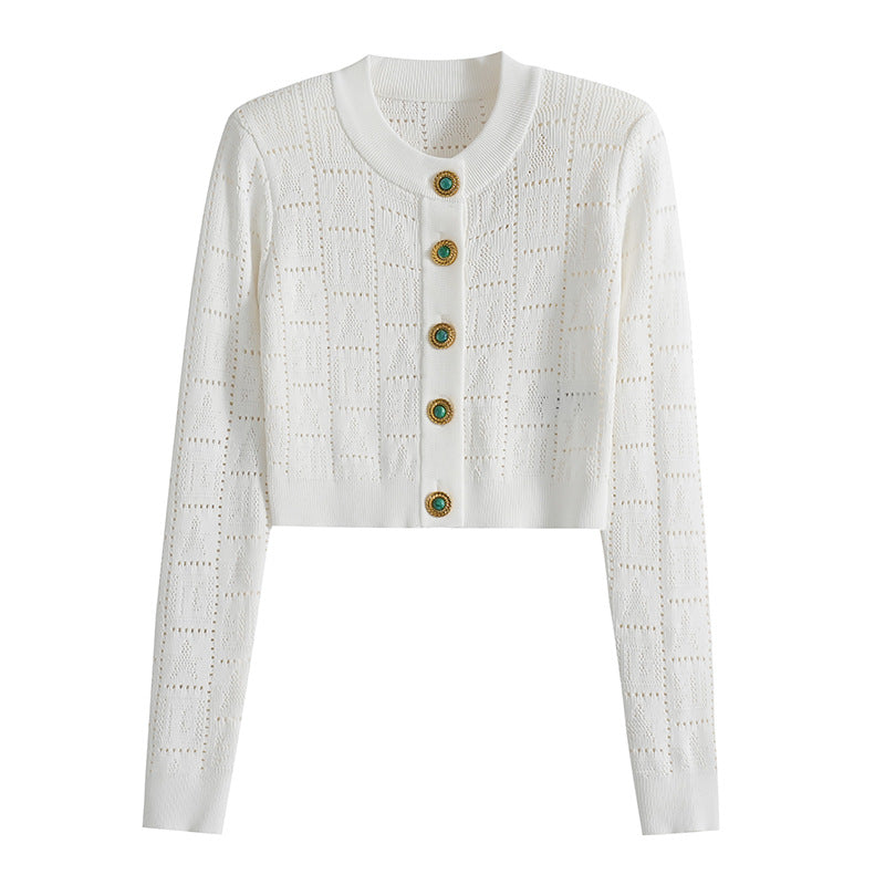 A small chanel-style jade button letter hollowed-out knitted cardigan
