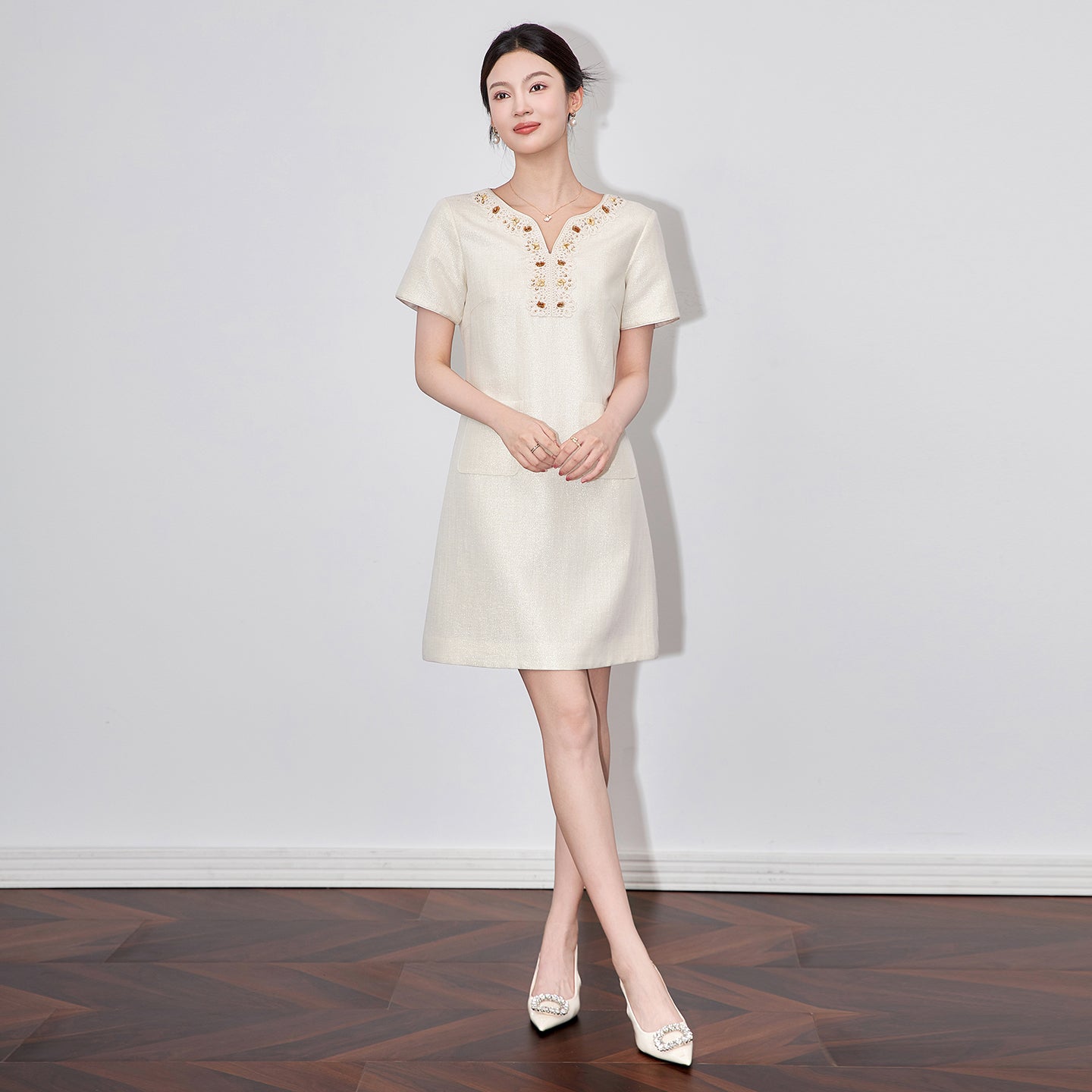 25ss Tencel linen small V-neck short-sleeved dress