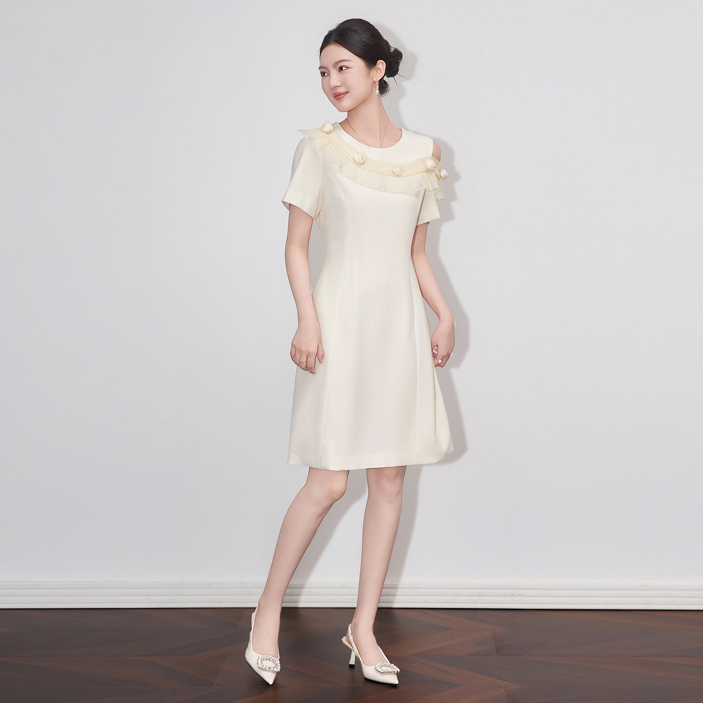 25ss Off-the-shoulder A-line dress