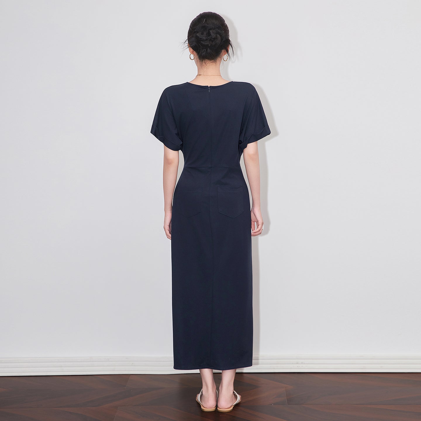 25ss Elastic cinched-waist dress