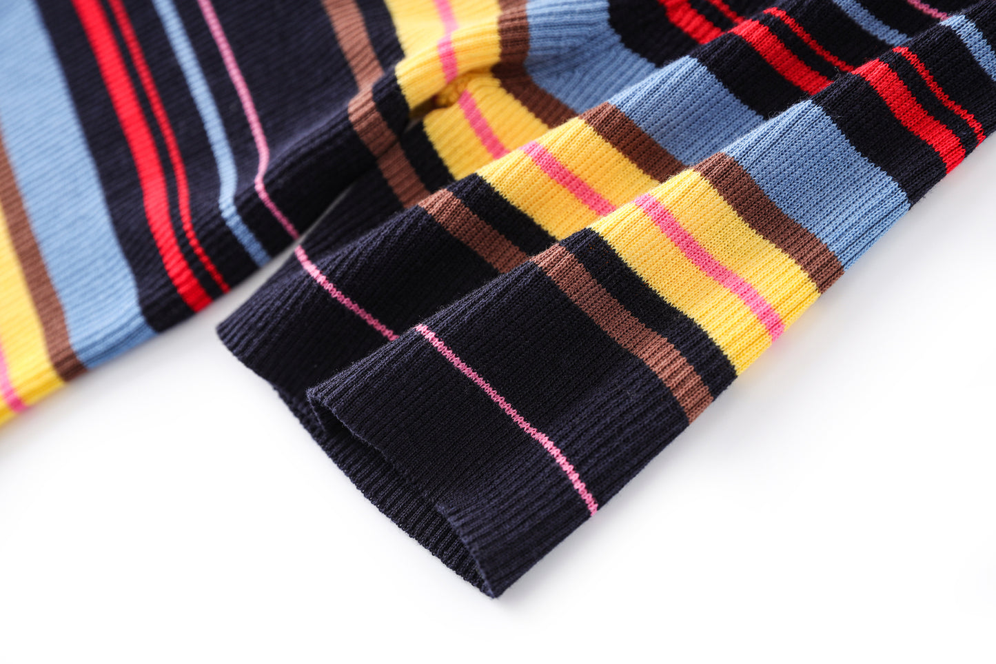 25ss Stylish striped knitted sweater