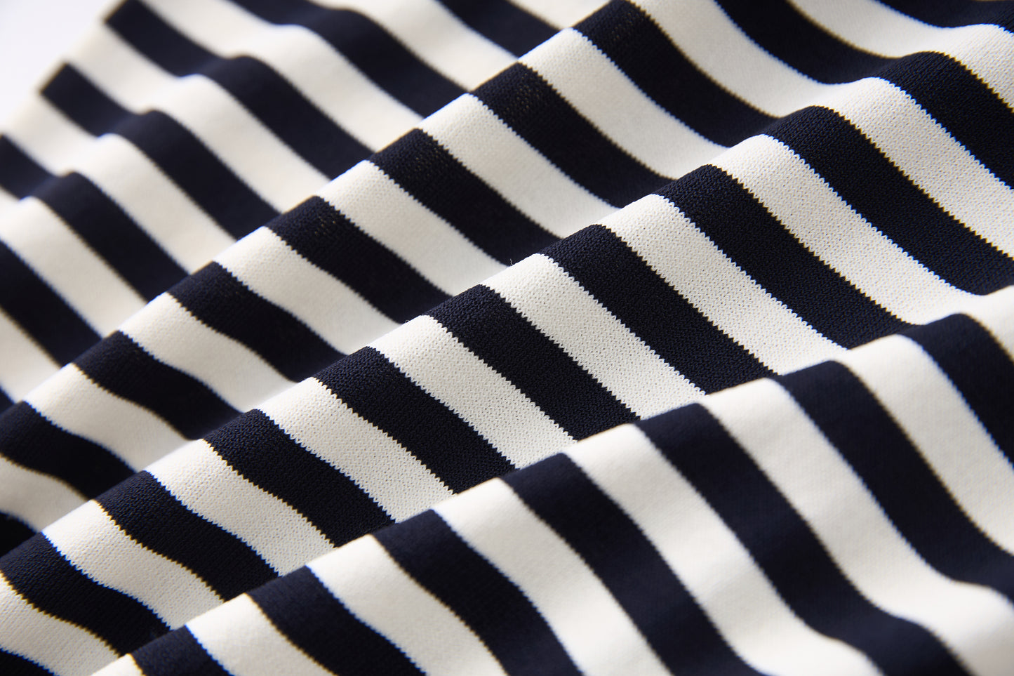 25ss Fashionable Tencel simple striped knitted T-shirt
