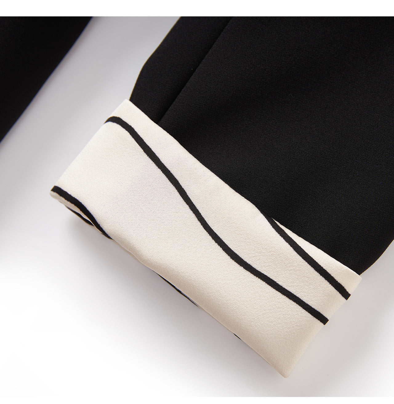 25ss Intellectual and stylish commuting dress