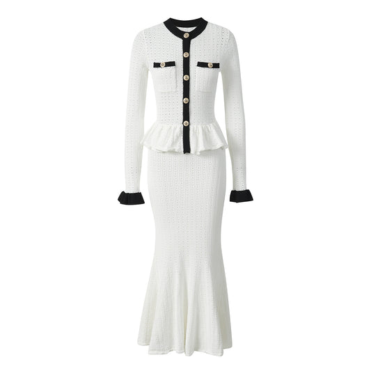 25ss Early autumn black and white contrasting color knitted dress