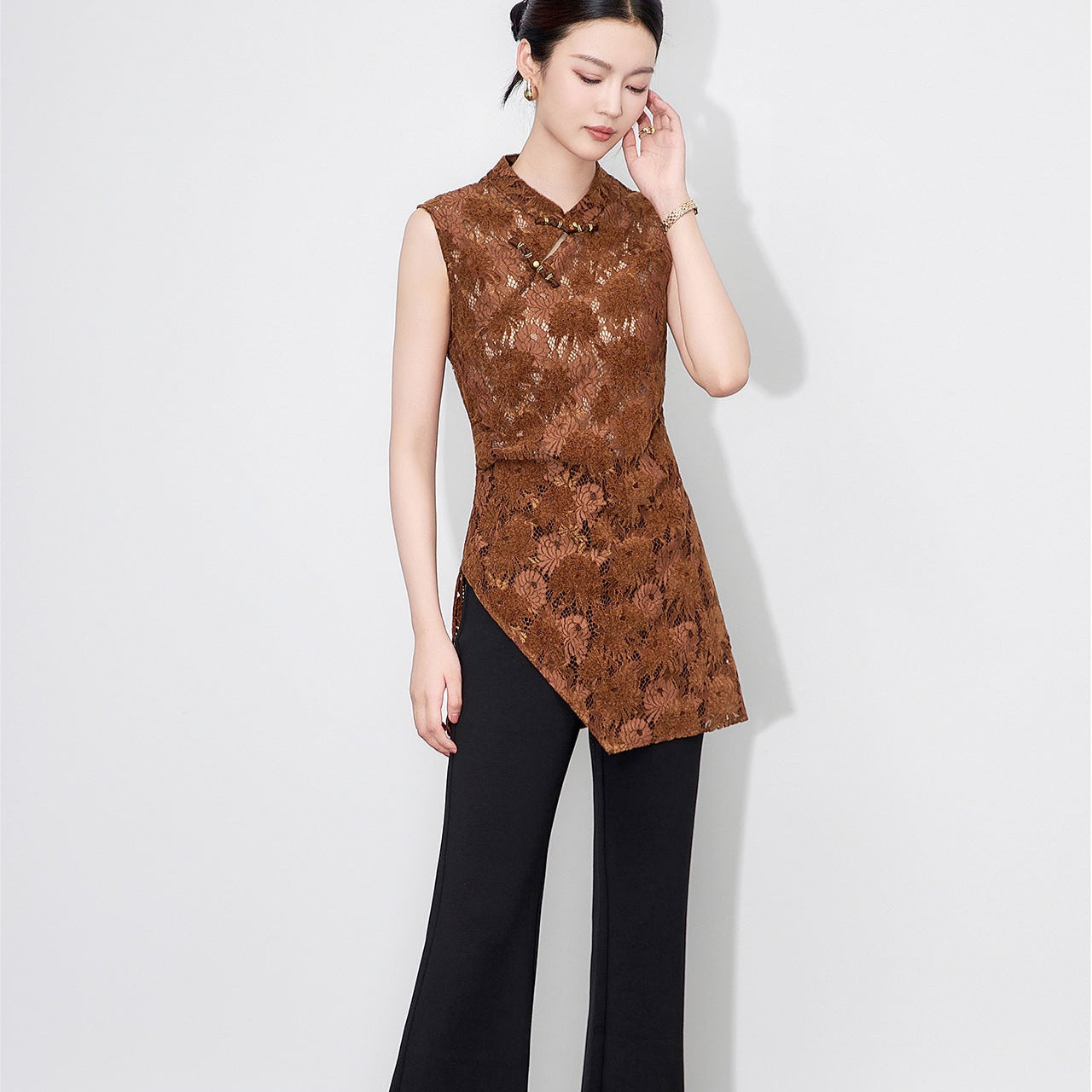 25ss Autumn new Chinese-style retro jacquard Chenille lace vest