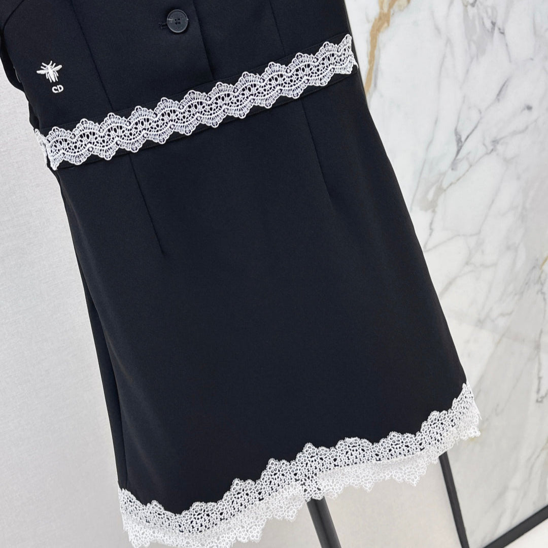 D 25SS Short-sleeved little black dress